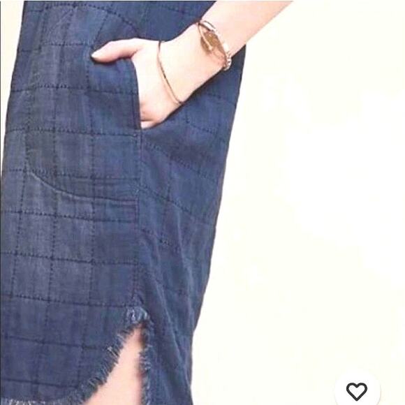 Cloth & Stone Quilted Chambray Blue Midi Dress Boho Chic Raw Hem Relaxed Fit XS - Picture 7 of 16